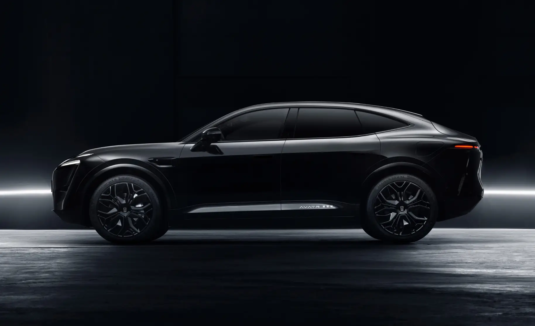 Автомобиль Carscom