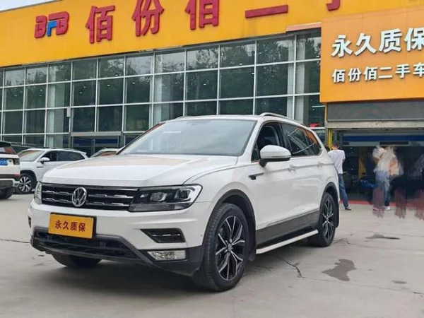 Volkswagen Tiguan L