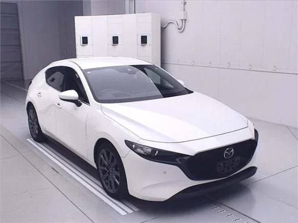 MAZDA 3 15S TOURING